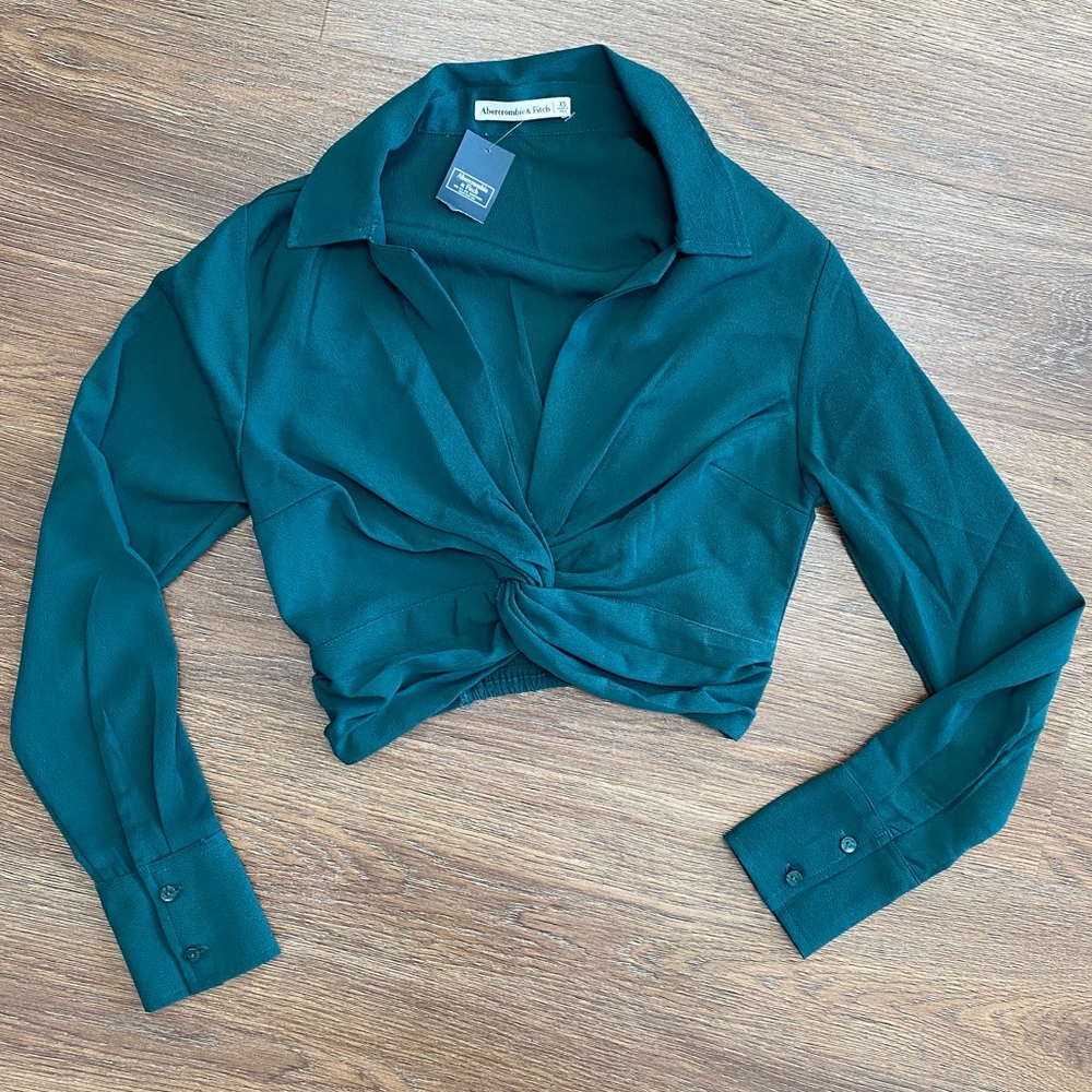 ABERCROMBIE & FITCH TOP